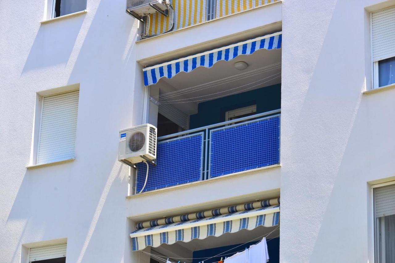 One Bedroom Apartment Terrace Parking Сплит Экстерьер фото