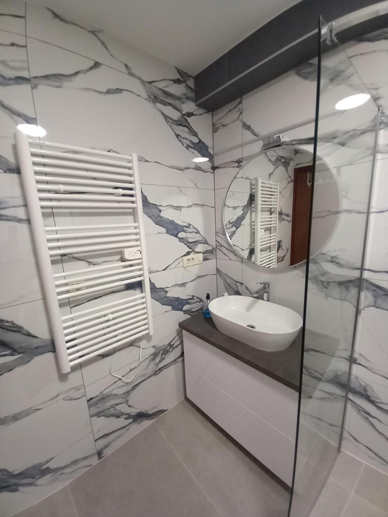 One Bedroom Apartment Terrace Parking Сплит Экстерьер фото