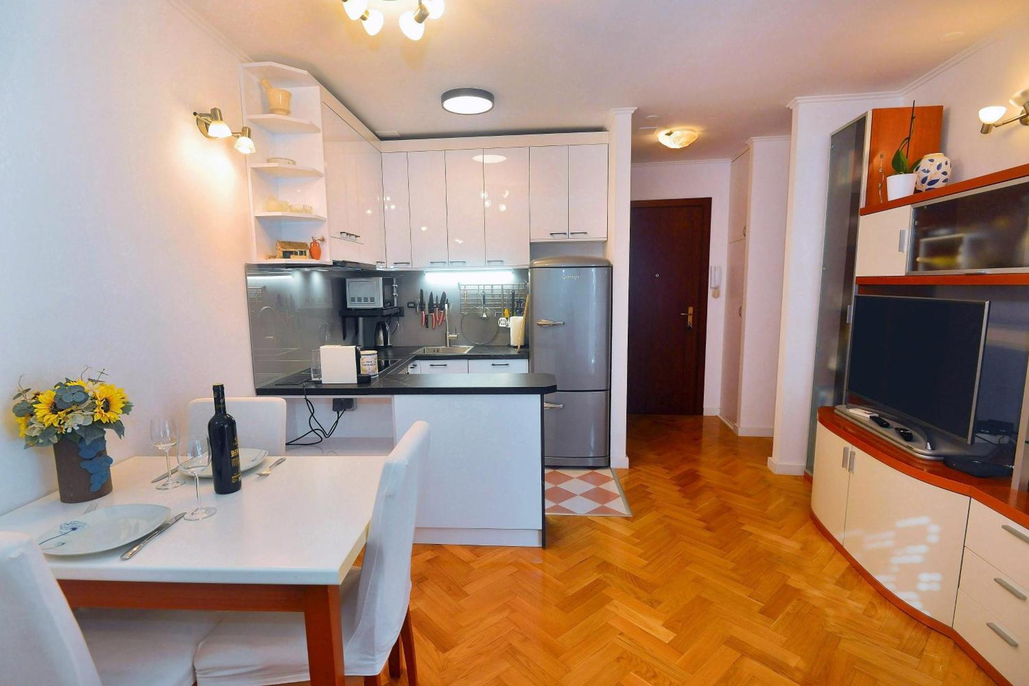 One Bedroom Apartment Terrace Parking Сплит Экстерьер фото